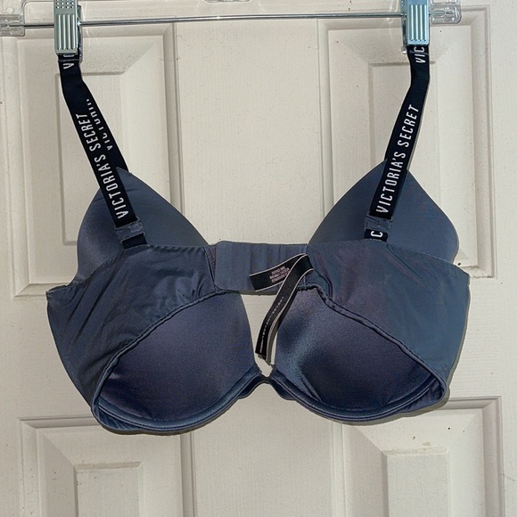 Victoria’s Secret Bra - Picture 4 of 6